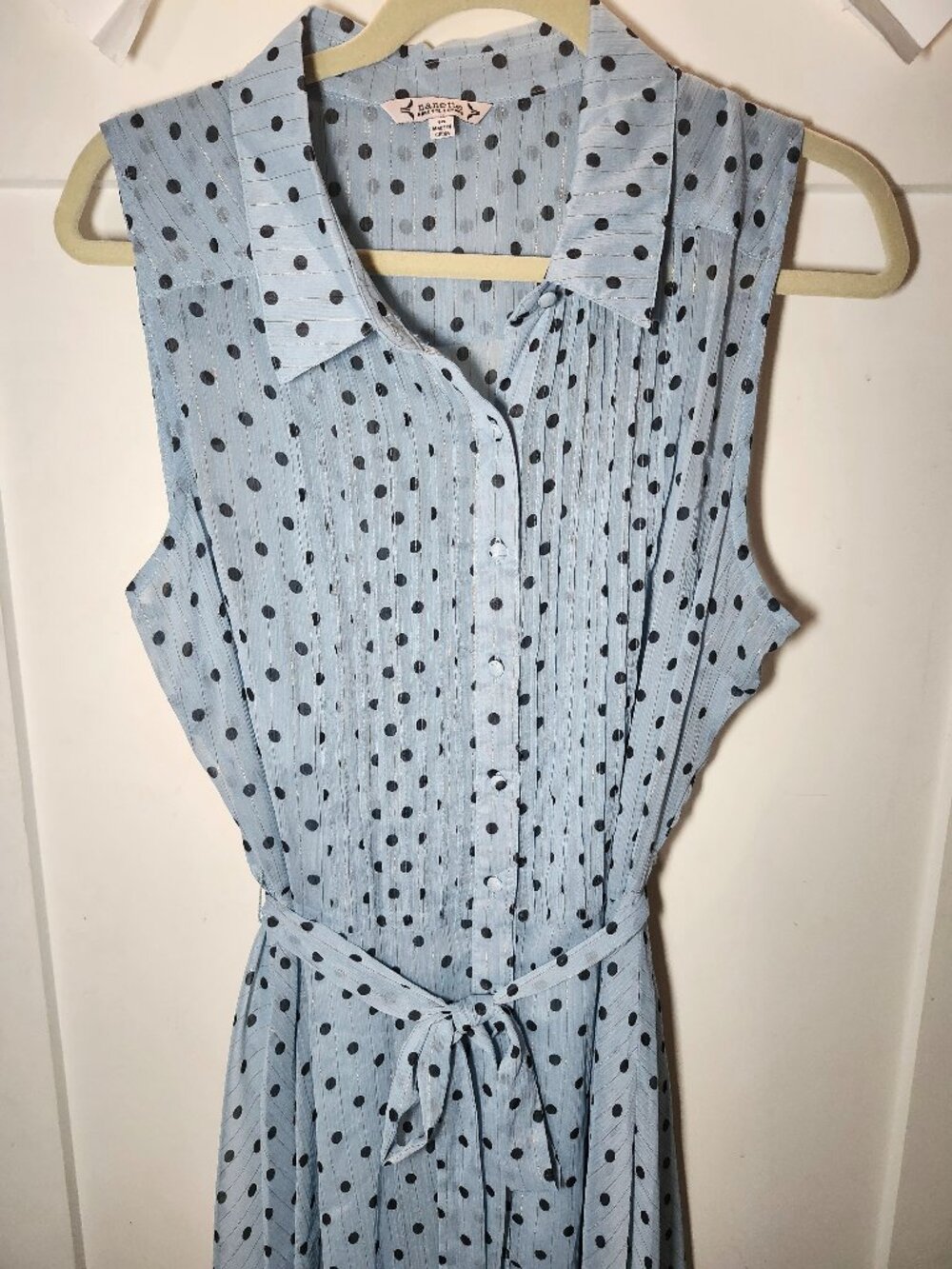 Light blue sleeveless pintuck polka dot dress - Picture 9 of 9